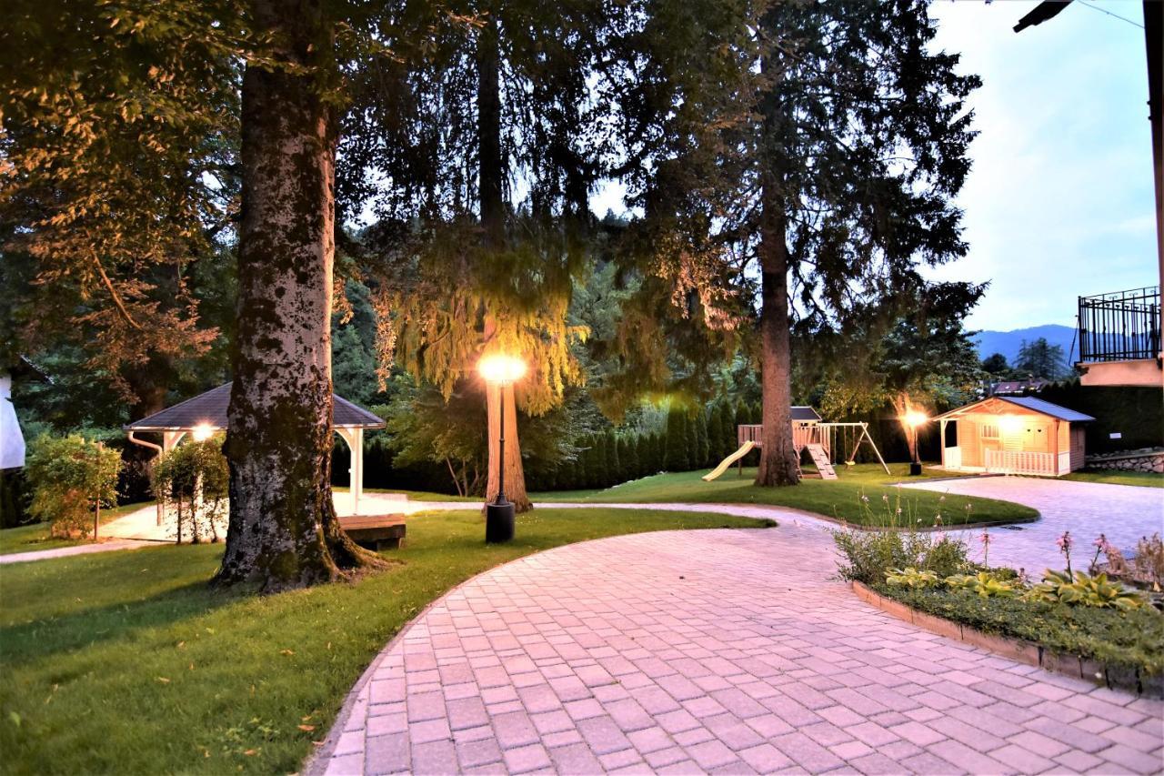 Vila Kljuce Apartments Блед Екстер'єр фото