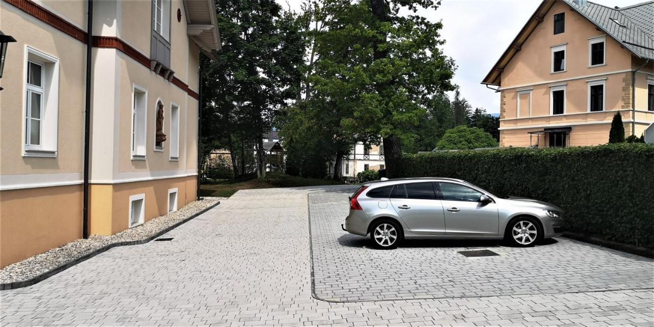 Vila Kljuce Apartments Блед Екстер'єр фото