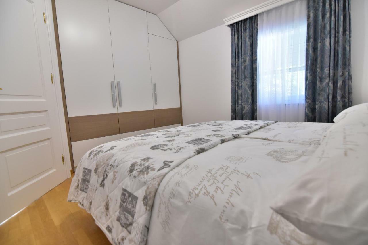 Vila Kljuce Apartments Блед Екстер'єр фото