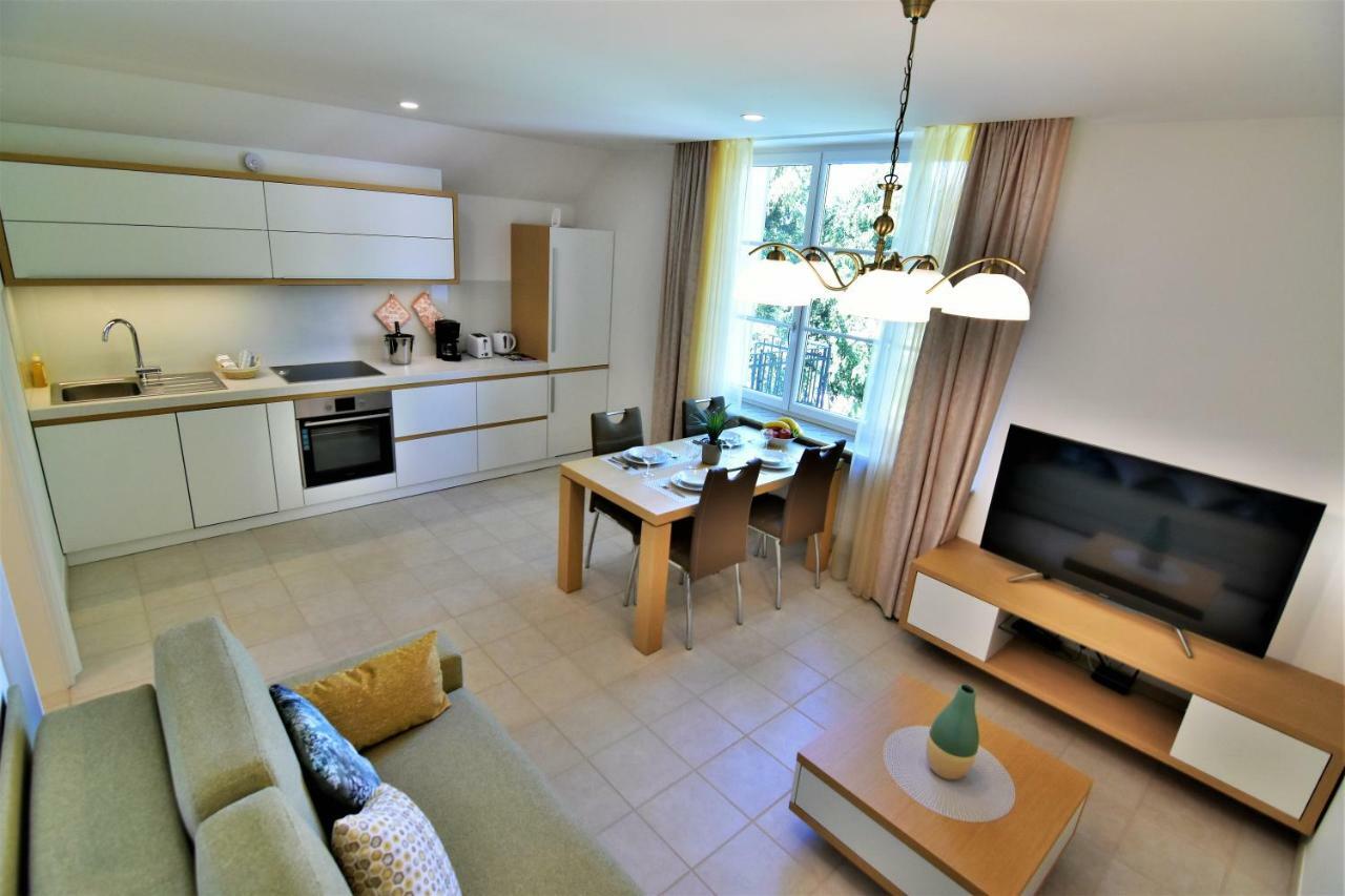 Vila Kljuce Apartments Блед Екстер'єр фото